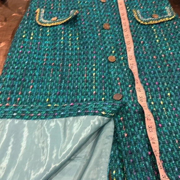 Elegant  Tweed dress - Picture 8 of 13